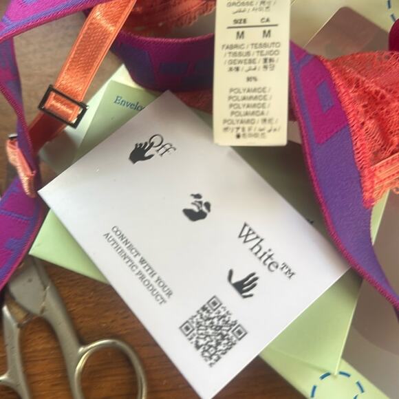 Off White Lace bra Salmon pink M - Picture 3 of 12